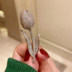 Luxury 2024 New Rhinestone Tulip Flower Brooches for Women Lady Elegant Design Rose Metal Pins Sweater Coat Suit Jewelry Gifts