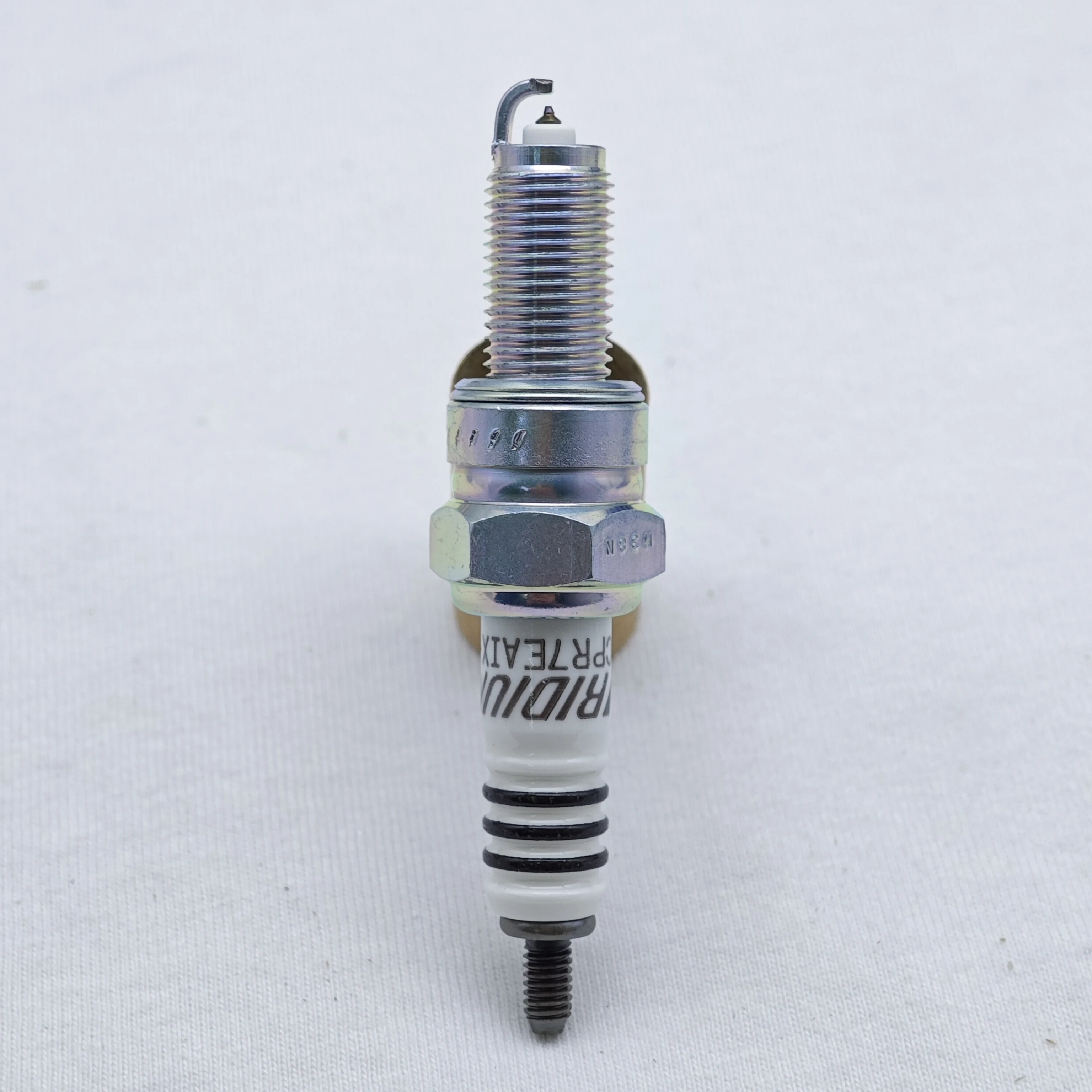 1pcs Original NGK Iridium Spark Plug CPR7EAIX-9 9198 Upgrade CPR7EA-9 MR7E-9 MR7E-9N