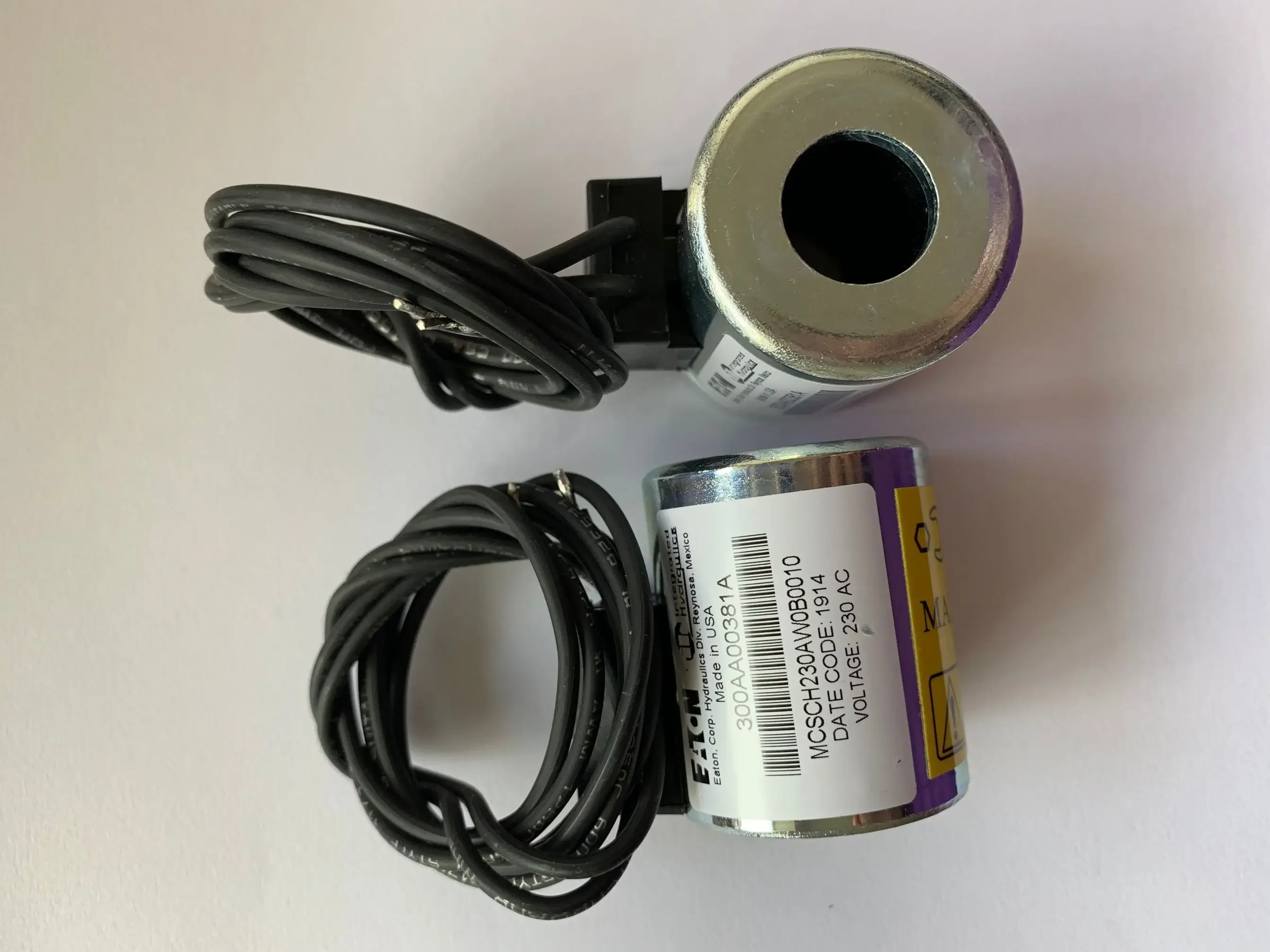 300AA00381A  MCSCH230AW0B0010 Coil for Solenoid Valve DAN FOSS eat on vick ers IH Original From America Made in USA in stock
