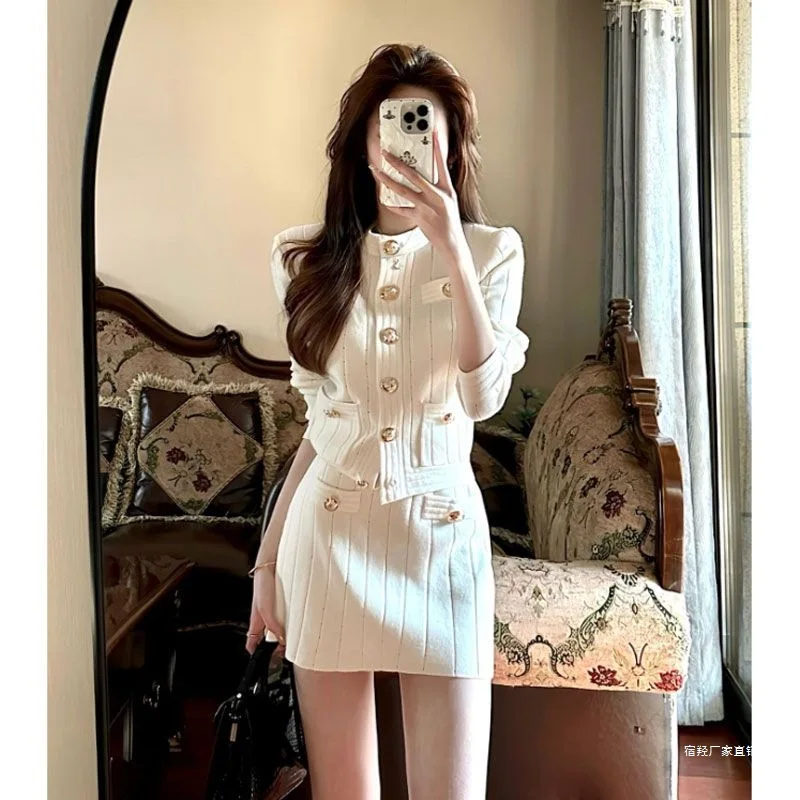 

2026 New Spring Women's Elegant Tweed Style Knitted Top & Skirt Two Piece Set Fashion Chic Matching Outfit Soft Comfortable Set
