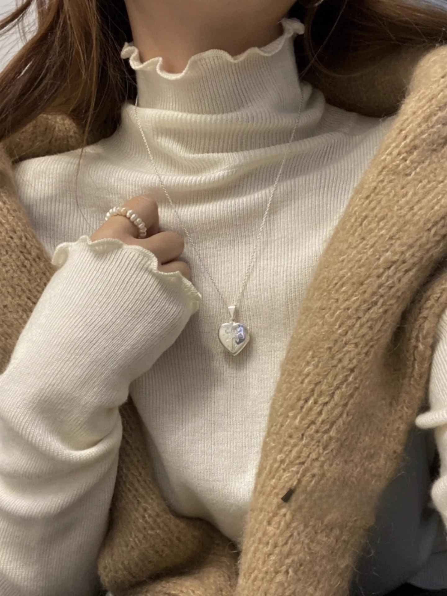 ملابس داخلية نسائية محبوكة ذات ياقة عالية بقصة ضيقة irt Fce مبطنة بالزهور باللون الأبيض لربيع الخريف والشتاء