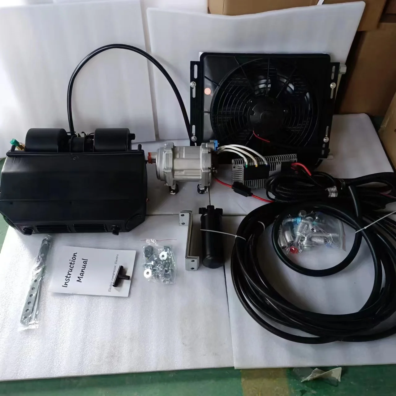 مصنع الجملة شاحنة RV التبريد 12V مكيف الهواء وقوف السيارات الكهربائية 24V #3