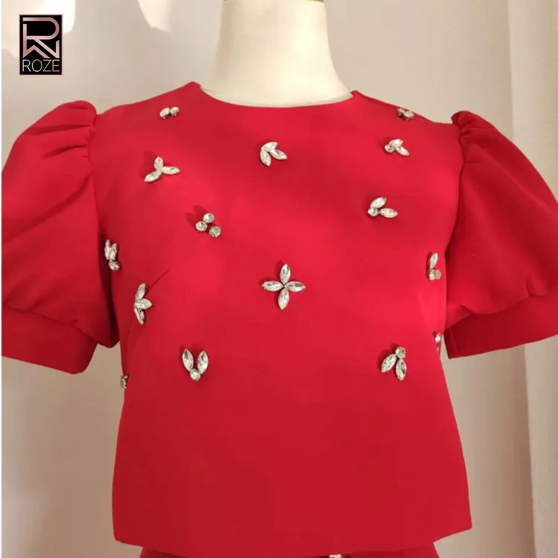 مجموعة فساتين أنيقة بأكمام قصيرة - تنورة نسائية فاخرة برقبة دائرية مطرزة مكونة من قطعتين لمجموعات تنورة الارتداء اليومي