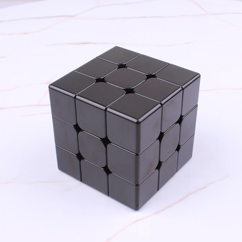 Czysta czarna magnetyczna magiczna kostka Embryo profesjonalne kostki prędkości Twist specyficzne gry monochromatyczne puzzle w tym samym kolorze pasujące do zabawek
