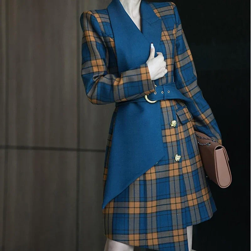 

Pop Plaid Suit Dress Female Autumn 2025 Korean Version Of The New High-grade Fashion Temperament Fragrance Long-sleeved Coat.