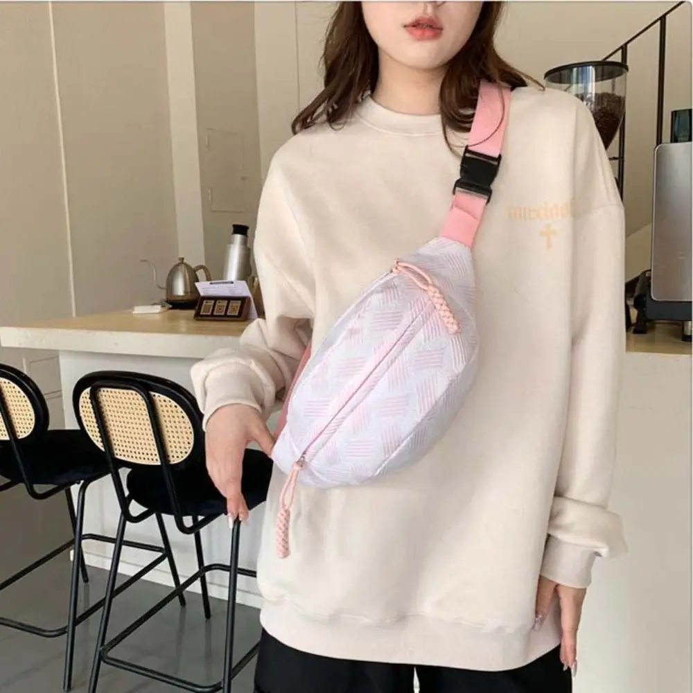 Cool Fanny Packs Strip Chest Bag Crossbody Bag Korean Style Crossbody Waist Pack Half Moon Bag Large Capcity Banana Bag Outdoor