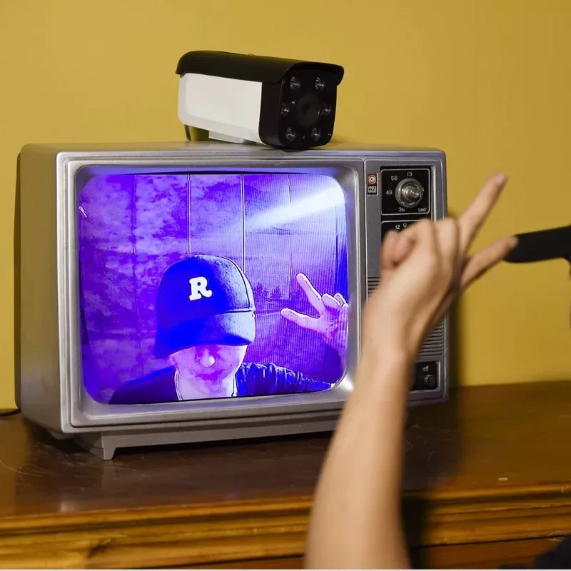 7080 Nostalgic Retro Old-fashioned Black and White TV Changed To LCD Advertising Machine Can Be Played By USB Stick