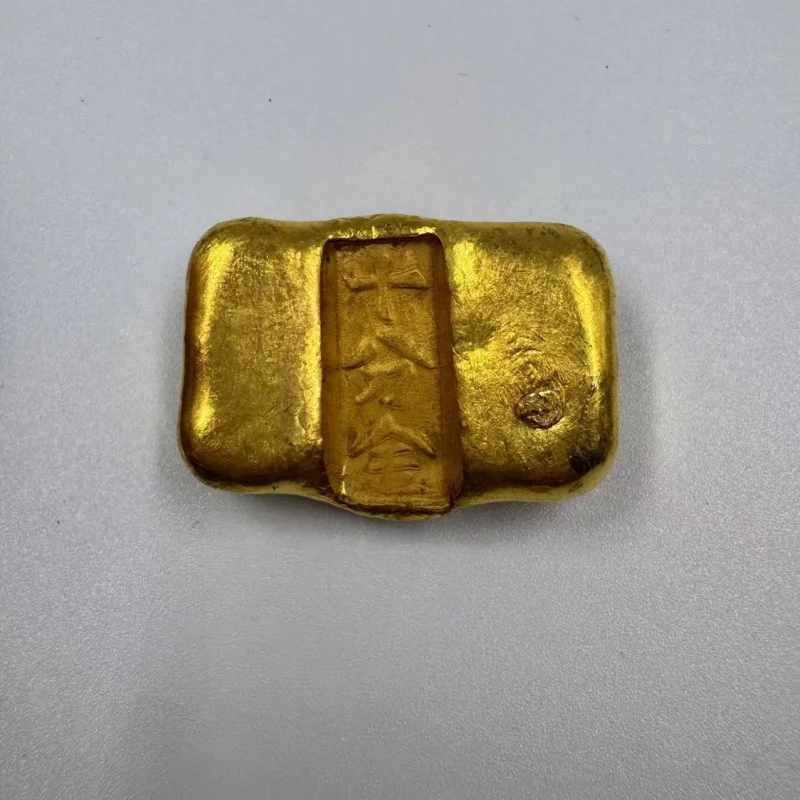 In-stock vintage miscellaneous brass gilded crafts from the manufacturer: 10- , pure red ingots, gold coins
