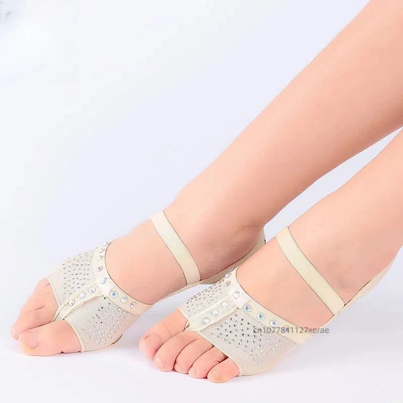 Новые балетные танцевальные кроссовки, балетный чехол на переднюю часть стопы, ремешок с горячими бриллиантами для танца живота, накладки на носок, аксессуары для танцевальных выступлений