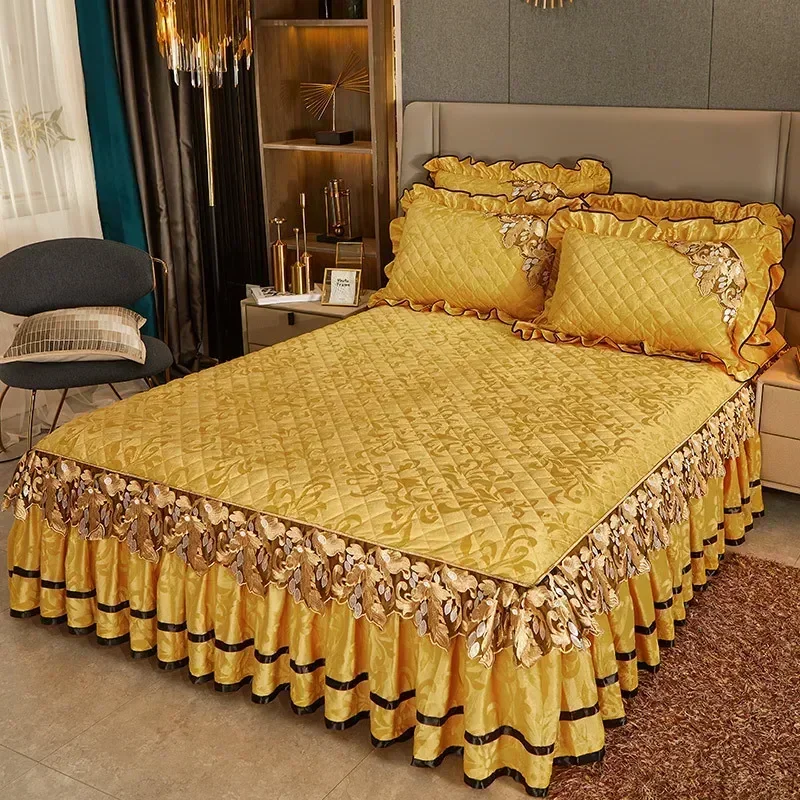 

Plush Winter Warm Bedspread on The Bed Thickened Bed Skirt-style Embroidery Cotton Quilt Bedding Cover or Pillowcases
