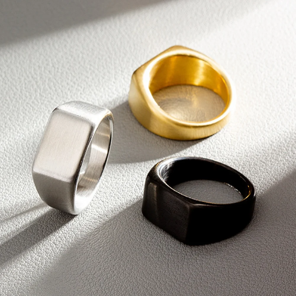 10-mm-Siegelring aus Edelstahl für Herren, silberfarben gebürstetes quadratisches Band, klassischer matter Statement-Schmuck, modernes Alltagsgeschenk – Detail 1
