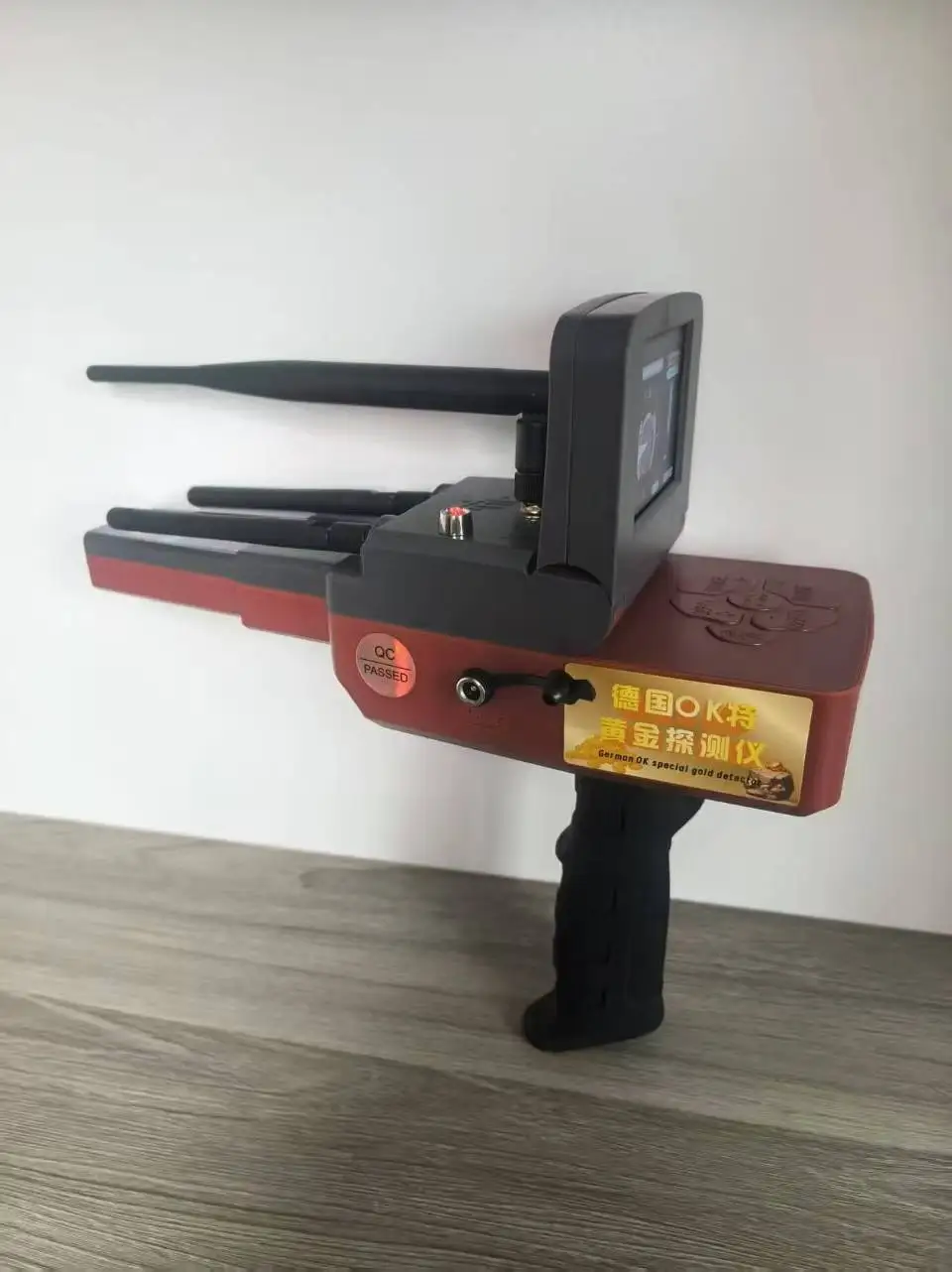 Przenośny metalowy skaner bezpieczeństwa z wyświetlaczem LCD