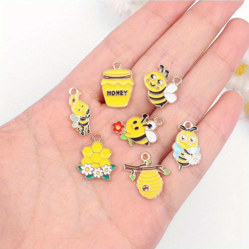 3/7/13 قطعة المعلقات على شكل نحلة صفراء وخلية النحل ، أقراط قلادة ذاتية الصنع ، إكسسوارات تزيين هدايا عيد الحب والهالوين