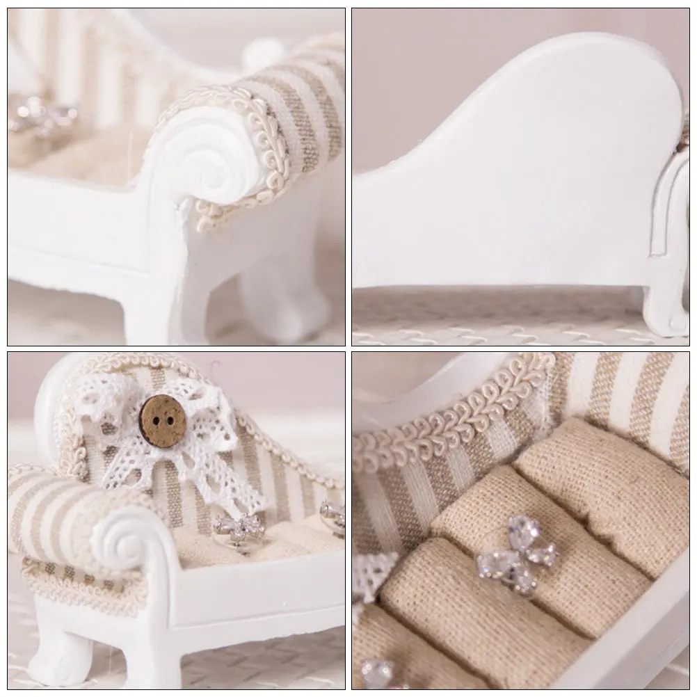 

Sofa Shape Jewelry Display Stand Creative Rings Holder Ear Stud Organizer Jewelry Rack for Home Shop Decoration