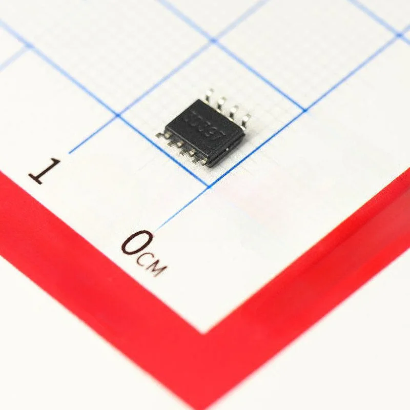 (100-500pcs) LM358DR SOIC-8 100% Original In Stock 0.3V/us 20nA 700kHz