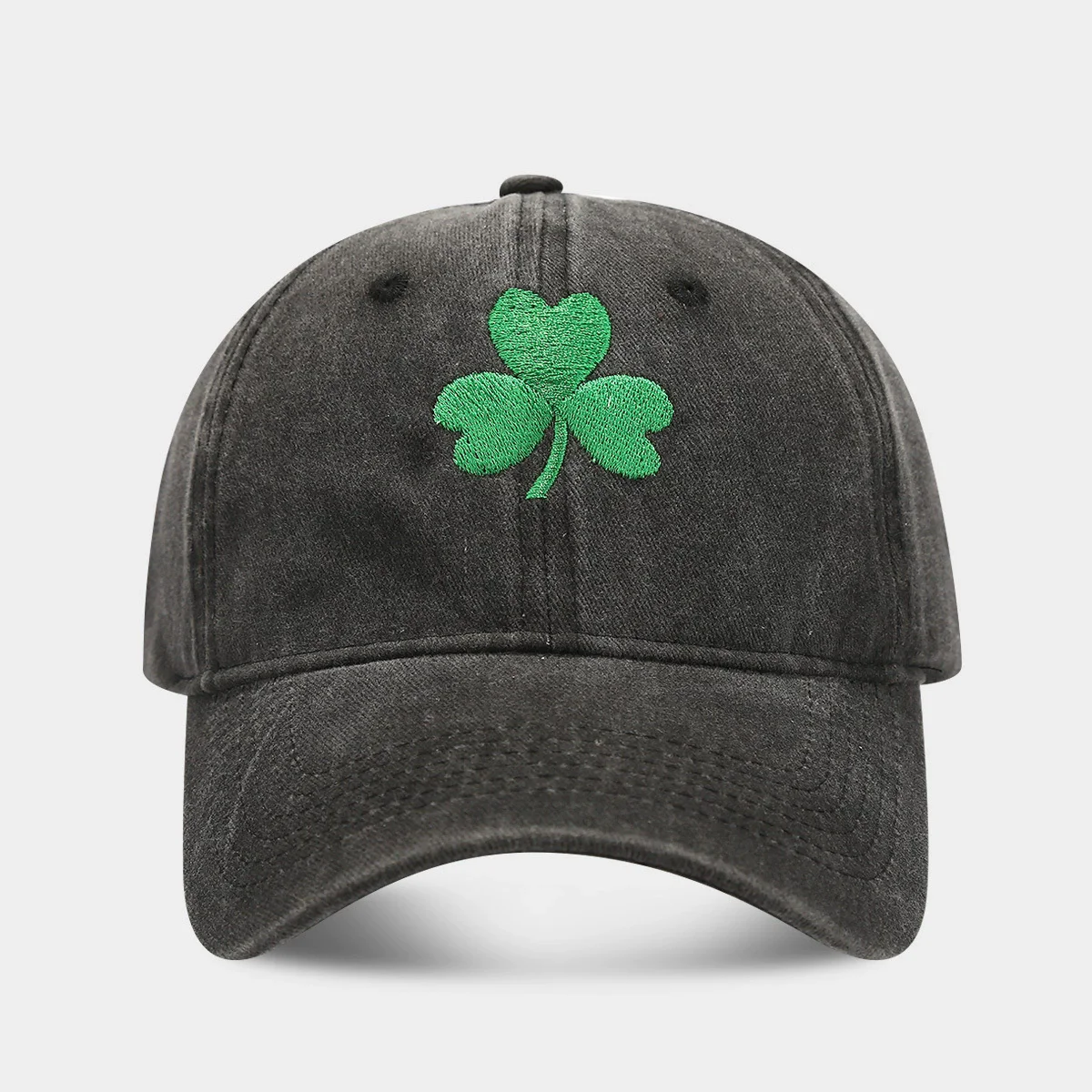 2025 Irish Green Baseball Hat Couple Retro Clover Embroidered Sunscreen Hat Men Women Trendy Personalized Duckbill Cap ﻿