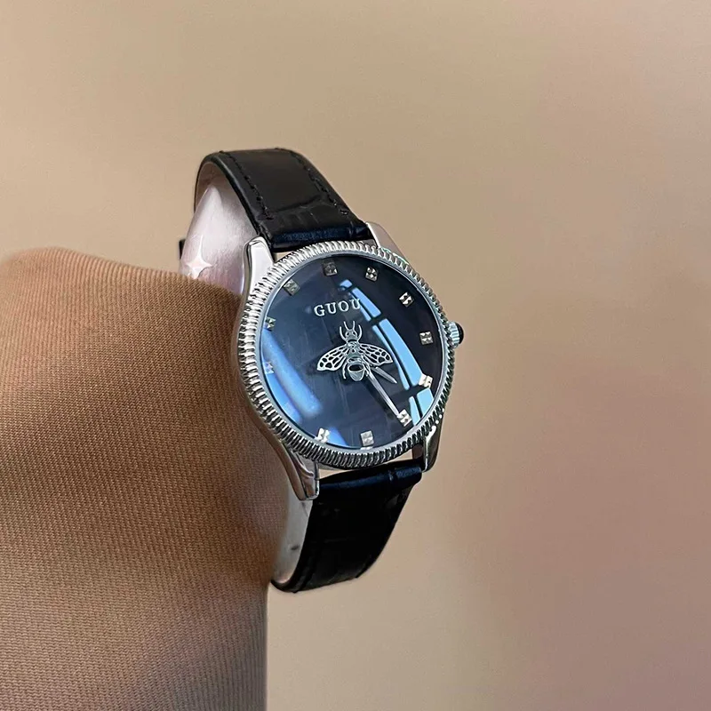 

Trendy And Stylish Women'S Watch, Red Leather Strap Quartz Watch, High-End Selection, Women'S Gift, Fashionable Women'S Watch.