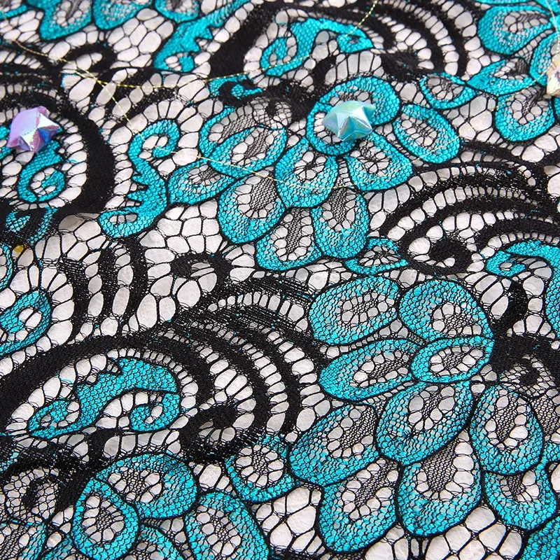 女性のためのエロティックな透かし彫りのベビードール,孔雀の刺繍が施されたセクシーなランジェリードレス