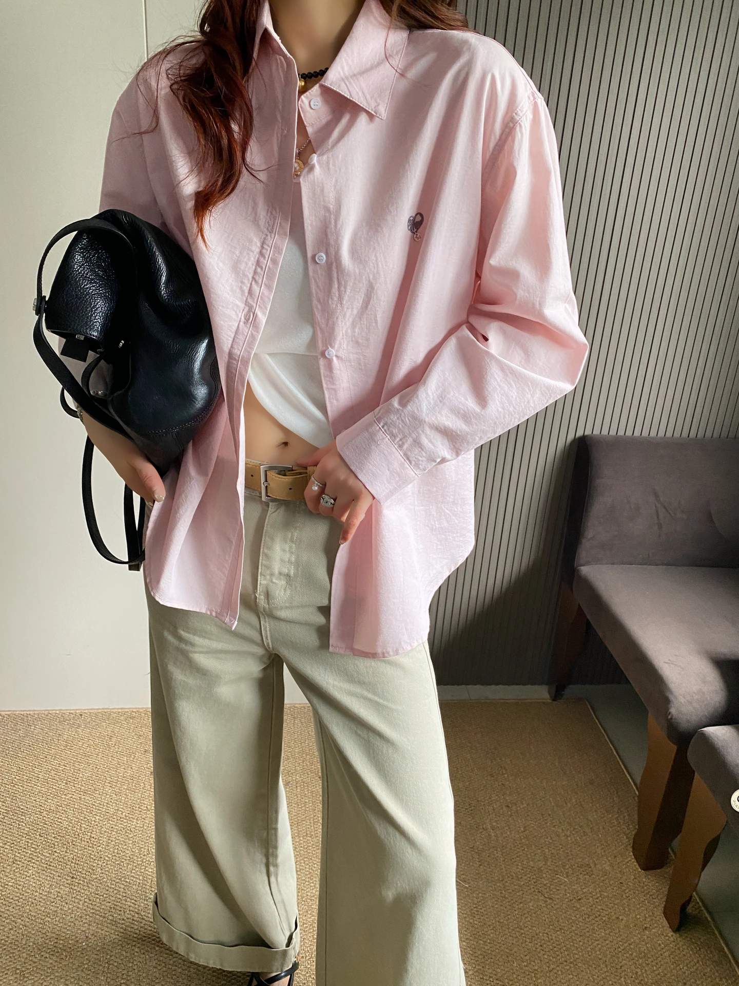 

Весна 2026: Женская свободная повседневная рубашка с длинным рукавом и вышивкой, дышащая, приятная к телу, тонкая верхняя одежда для защиты от солнца