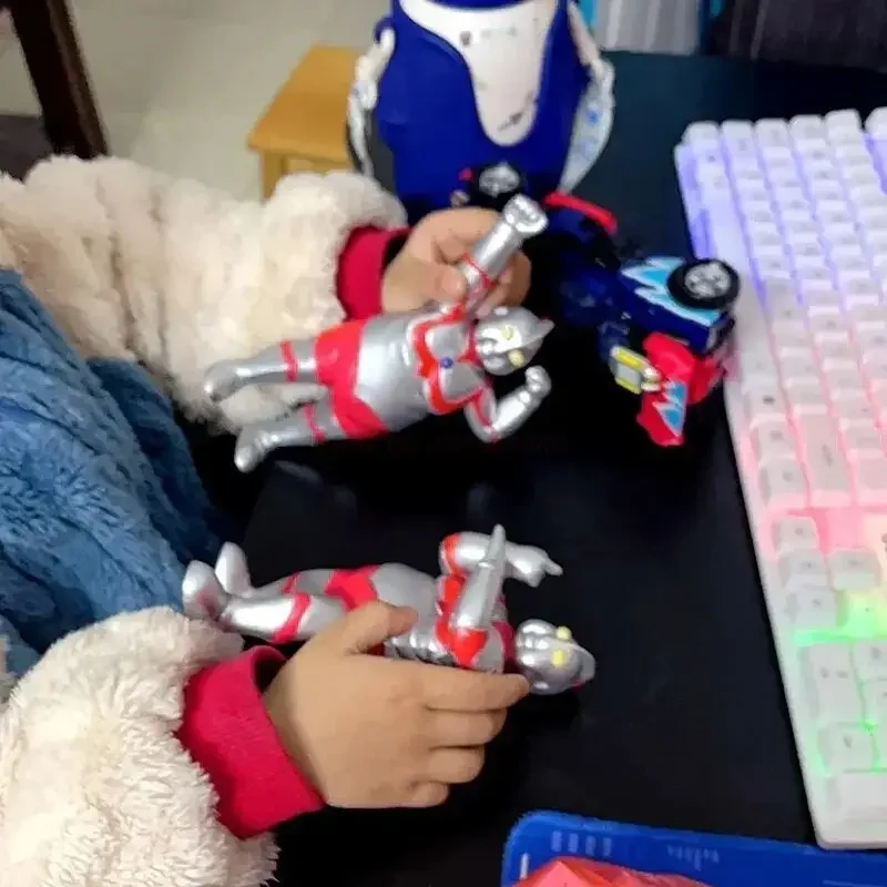 Bandai 18cm Ultraman rysunek Ultraman Obesity Anime rysunek Gk pcv urodziny Model kolekcje Model zabawka dla dzieci prezenty dla dzieci