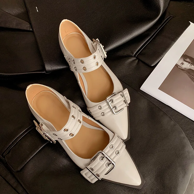 New British-style Belt-buckle Pointed-toe Flat Single-toe Women's Shoes with A Shallow Opening for Spring/Summer 2026，35-40
