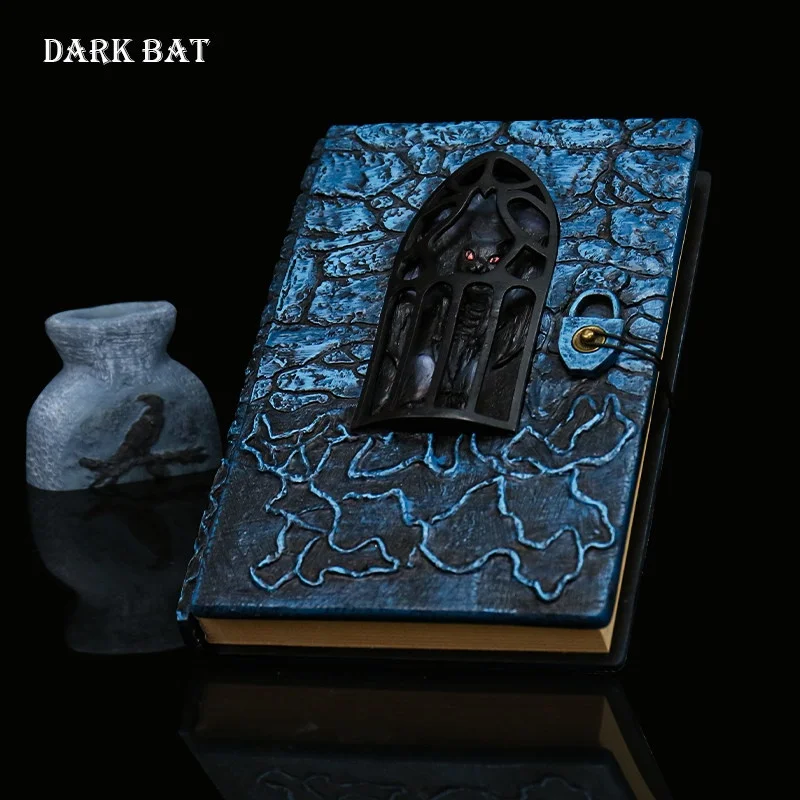 

Универсальный блокнот с 3D-тиснением в виде летучей мыши, винтажный готический блокнот с замком, креативный дневник, ретро-канцелярские принадлежности, подарок для студентов и мальчиков