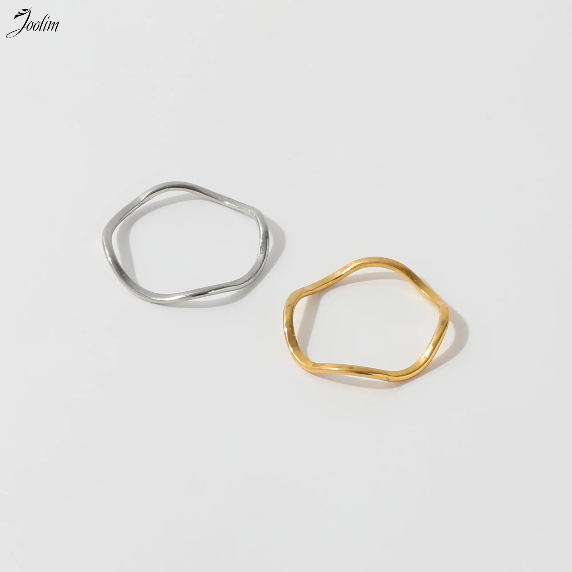 Joolim Jewelry Wholesale High End PVD Waterproof Fashion Fold Wear Fine Wave Stainless Steel Ring For Couples
