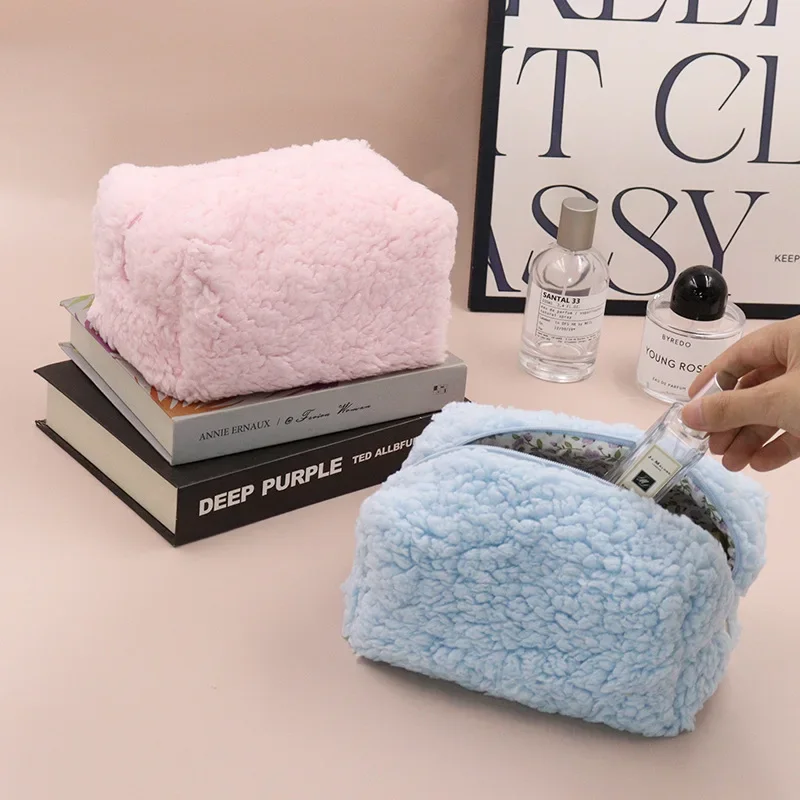 2024 New Soft Plush Makeup Bag for Women Winter Fluffy Cosmetic Make Up Storage Bag Case Girls Travel Toiletry Wash Handbag