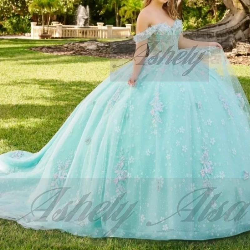 A1045 Elegante 15th Girl Abiti stile Quinceanera Manica ad aletta Applique in pizzo Abito da ballo Prom Festa di compleanno Occasioni speciali Personalizzato
