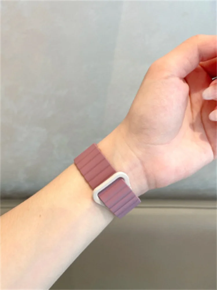 Y2k Cute Soft Silicone Strap For Apple Watch Band Ultra 2 49mm 41 45 42 40 44mm Correa Two Color Loop Band For iwatch 9 8 7 SE 6