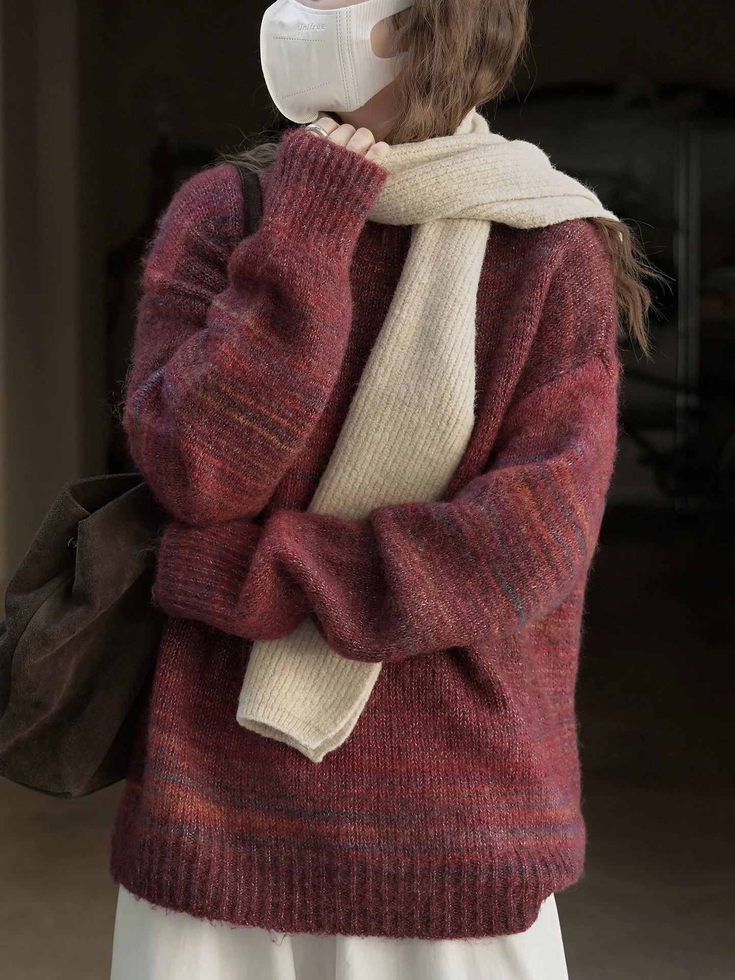 Invierno nuevo coreano retro gradiente contraste rayas suéter de lana cuello redondo top suelto para mujeres