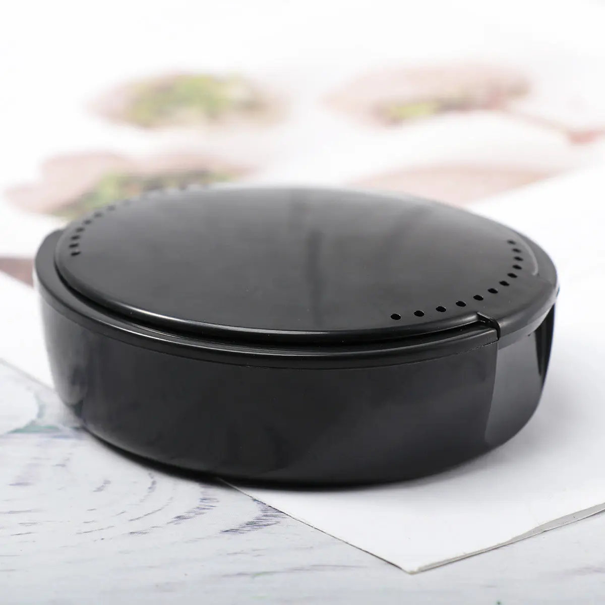 1Pcs Premium Denture Storage Container Heavy Duty Bpa Free Plastic with Ventilation System Snap Lock Closure Odor Resistant