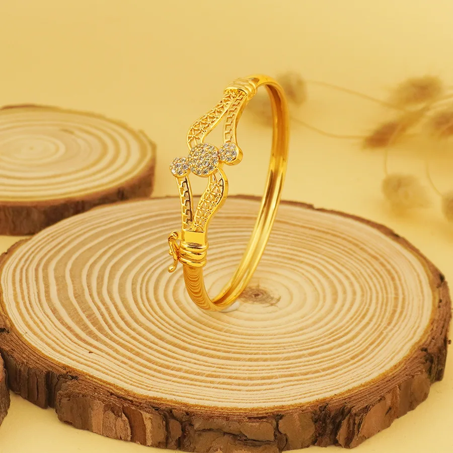 9999 Gold Summer Fashion Multi-color Geometric Cubic Zirconia Ladies Bracelet, suitable for festival gifts and daily wear.