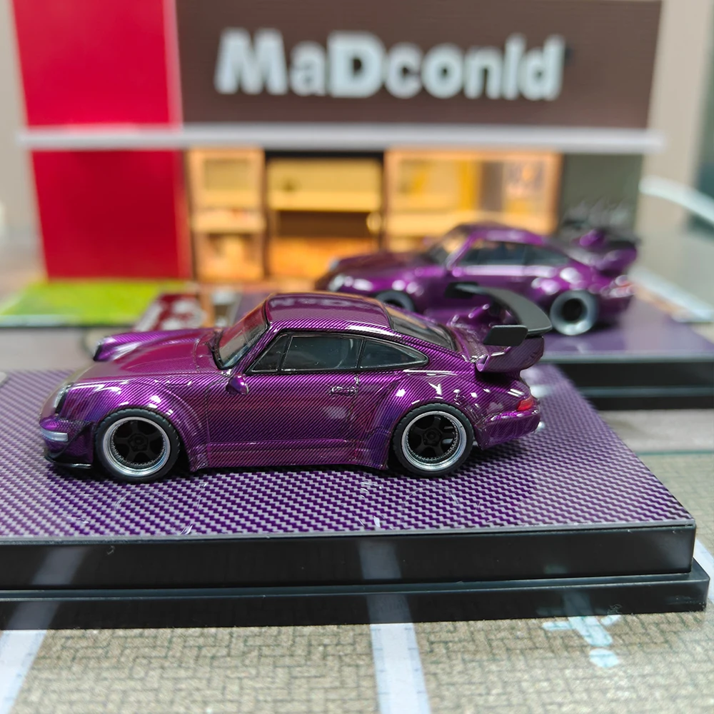 لهب 1:64 RWB 993 964 نموذج سيارة مصنوع من خليط معدني عريض الجسم باللون الأرجواني