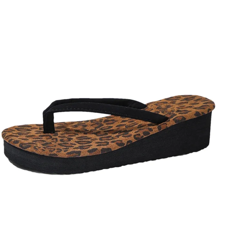 Leopard Print Flip-flops Women's Wedge-heeled Slippers Summer Thick-soled Beach New 2024 Versatile Trendy Flip-flops Zapatos