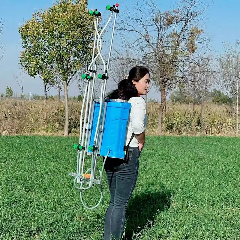 3,6 m/4,8 m elektrisches Sprühgerät mit mehreren Düsen. Das elektrische Lithium-Sprühgerät kann angehoben und zurückgezogen werden