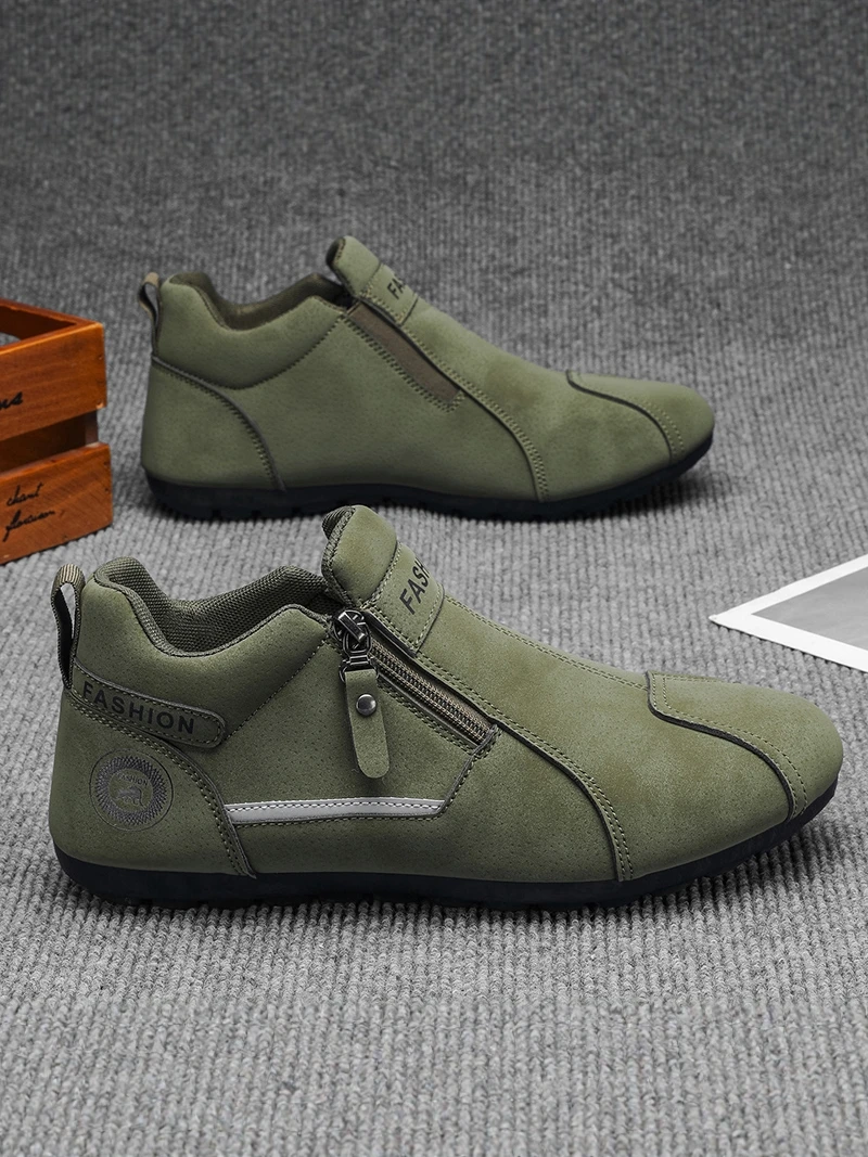 

Men's Casual Winter Shoes Fleece Lined Work Boots Waterproof Non Slip Soft Bottom Outdoor Leisure Shoes for Daily Use
