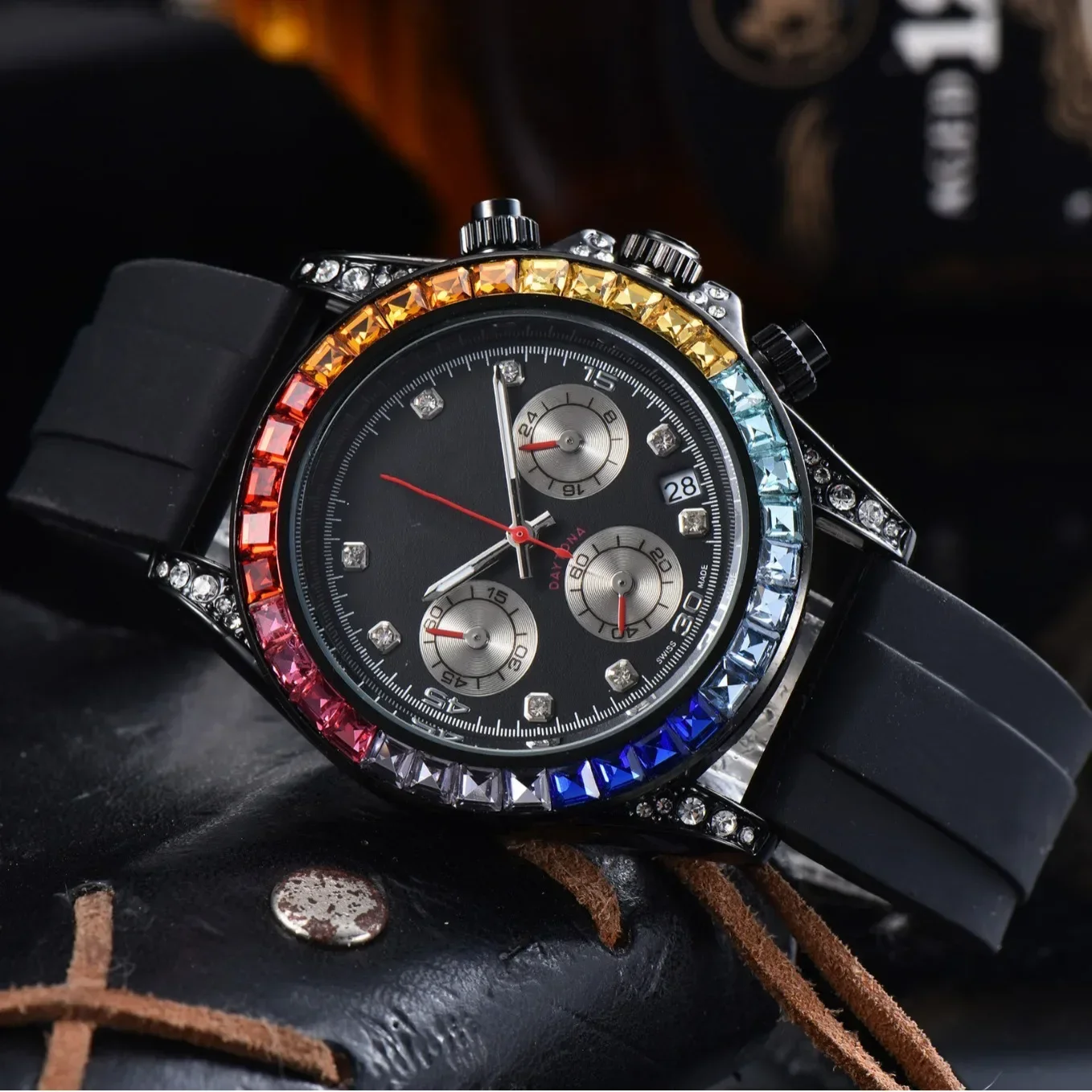 New Men's Watch with Fashionable Trend, High-end Niche Design, Night Light Luxury Disc, Black Silicone Strap, Quartz Watch