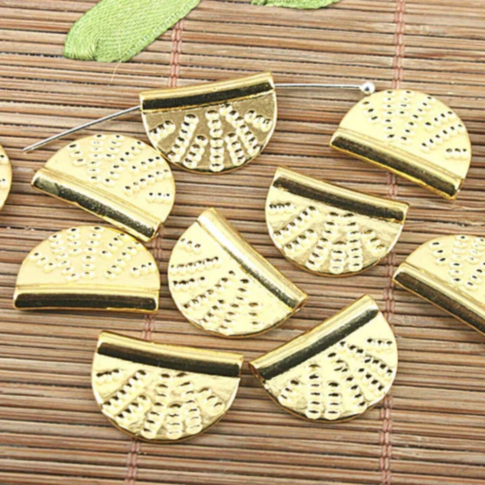 

15PCS 18.4x13.2mm hole:1.4mm gold tone semi-circle spacer beads H0382