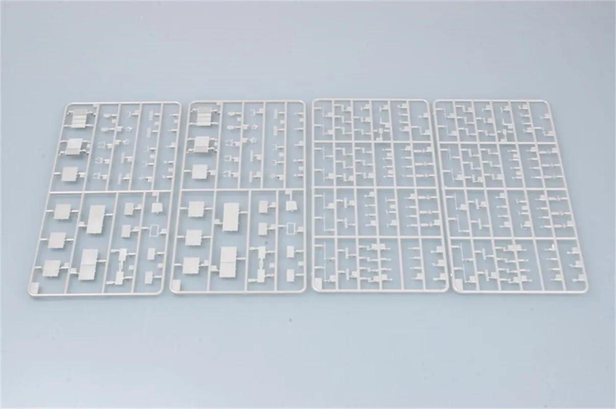 Trumpeter 1/700 Scale USS ABRAHAM LINCOLN CVN-72 Military Plastic Assembly Model Building #05732 - Image 6