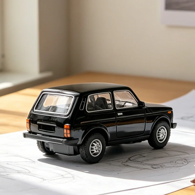 Modelo de Carro Retro Russo 1/43, Metal Fundido, Carro Compacto e Exquisito, Belo Item de Coleção, Decoração para Casa.