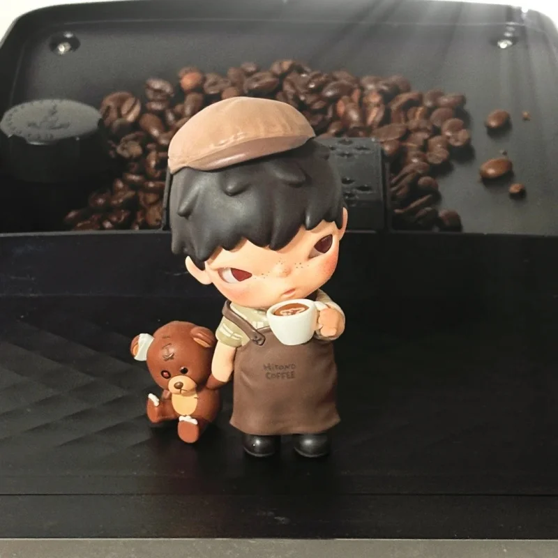 متوفر في المخزون Popmart Hirono Coffee Hangka بطاقة معلقة مفاجأة لطيف دمية سطح المكتب الديكور تحصيل نموذج الشكل ديكور الهدايا