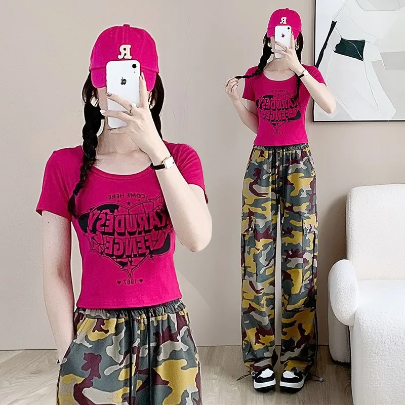 Summer 2023 New Sle Women's Sportswear Set with Saes Dancing Streetwear Hip Hop Faionable Two-Piece Cotton T-irt orts