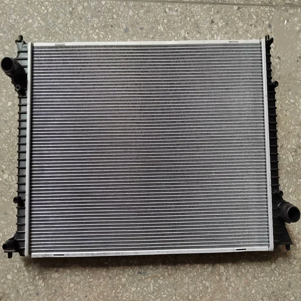 

NEW Engine Cooling Radiator for BENTLEY CONTINENTAL GT GTC CONTINENTAL FLYING SPUR W124W0121252 3W0121253C 3W0198115B 3W0198115G