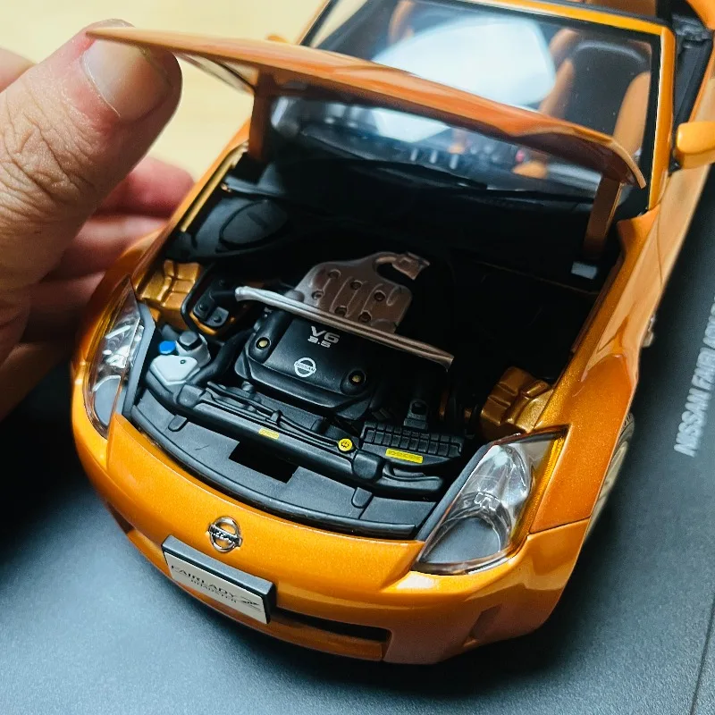 AUTOART Diecast 1/18 Scale Nissan Fairlady 350Z Roadster Sunset