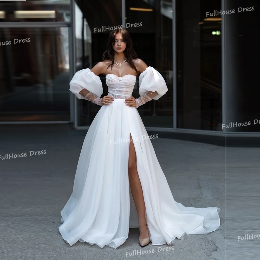 Vestido de novia bohemio personalizado con cuello en forma de corazón, vestido de novia plisado de Organza con abertura lateral, vestido de novia con cuentas y manga abombada