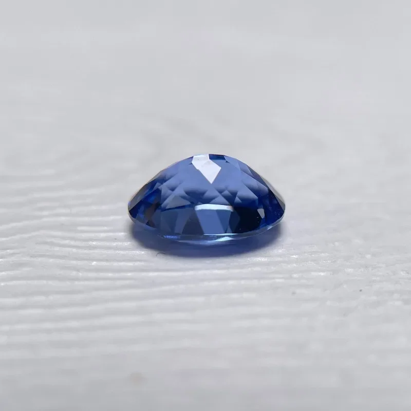 Laborgezüchteter Saphir, oval geschliffen, Kornblumenblau, für die Schmuckherstellung – Material wählbar – Halsketten- und Ringsteine – Zertifikat verfügbar – Detail 5