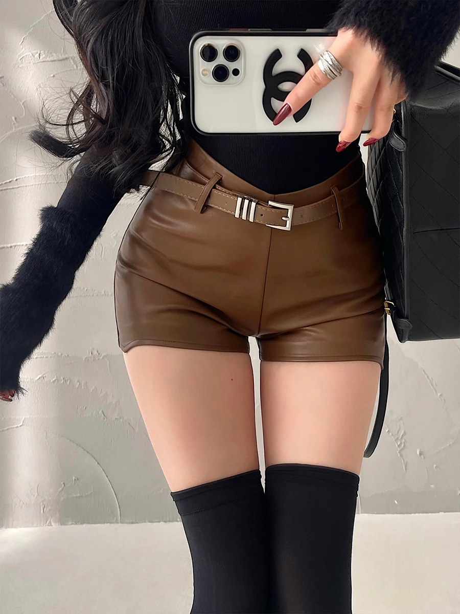Sexy High-Waist PU Leather Shorts with Belt Lengthening Legs Effect Elastic Waistband Hot Pants Women's Casual Fashion