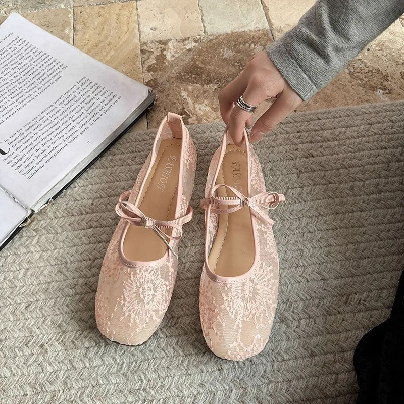 Women's Gentle Ballet Flat Shoes 2026 New Hollow Mesh Lace Embroidered Breathable Dance Footwear Single Sole Slip-On view 4