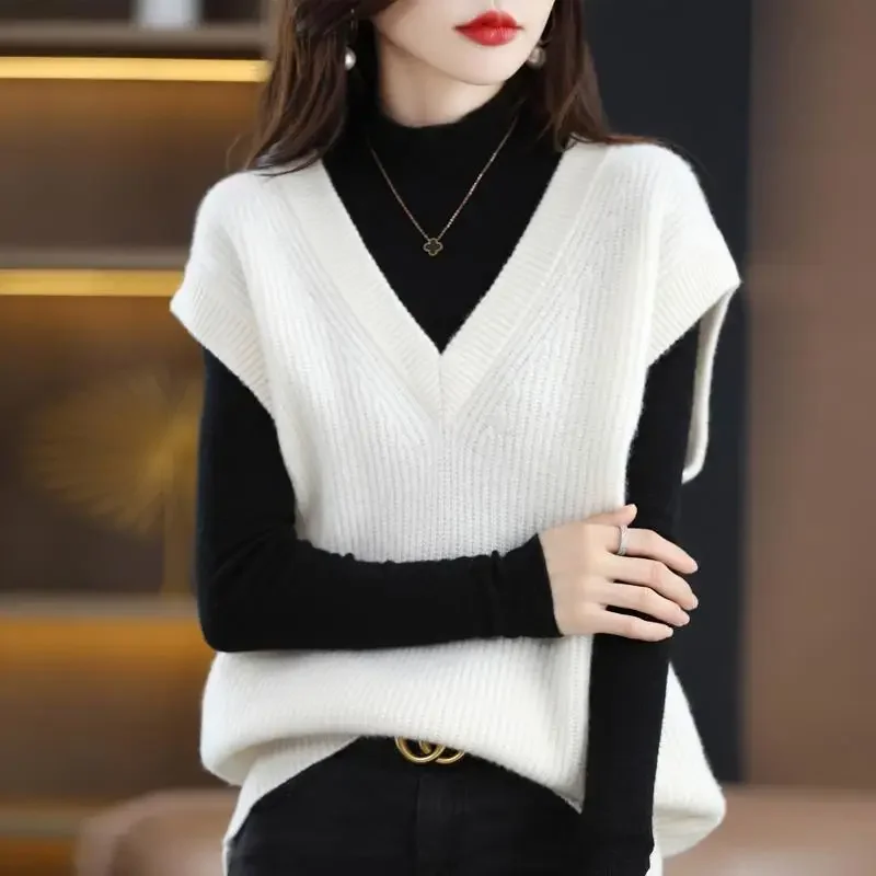 Casual V-neck Knitted Women\'s Sweater Vest Spring Autumn New Solid Batshirt Loose Versatile Sleeveless Fashion Top for Women